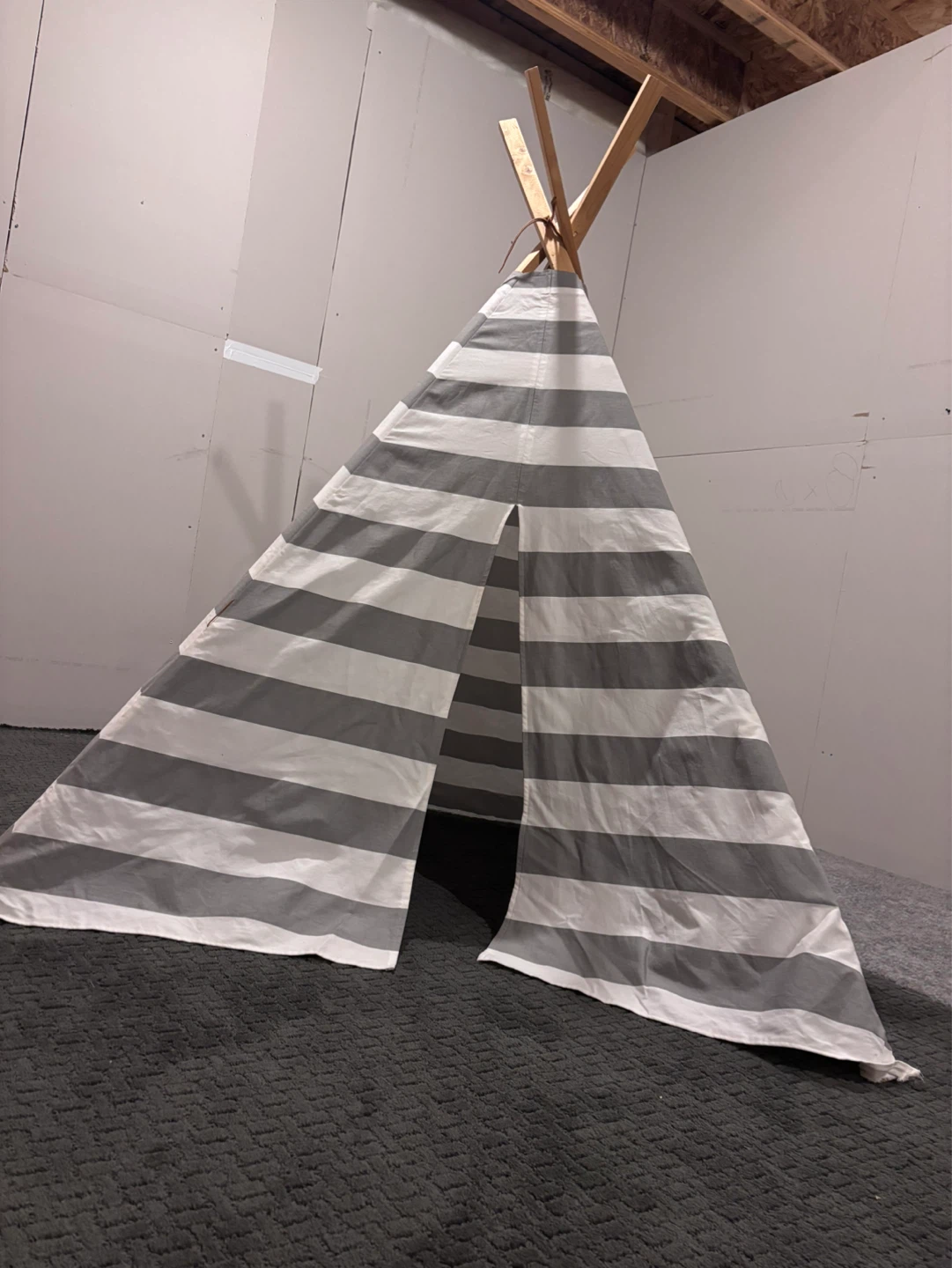 Children's Striped Teepee Tent - photo 2