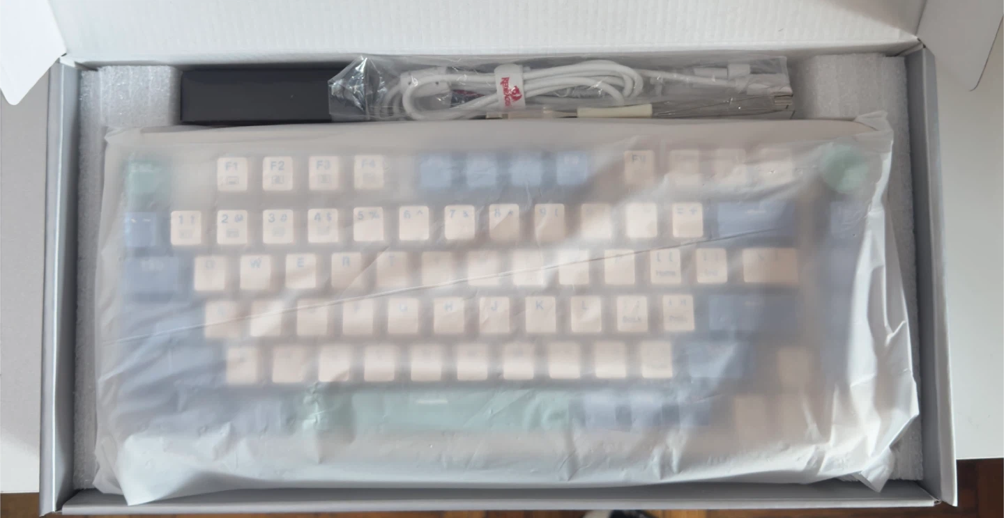Redragon K557 UCAL PRO Wireless 75% Gasket Mechanical Keyboard - photo 3