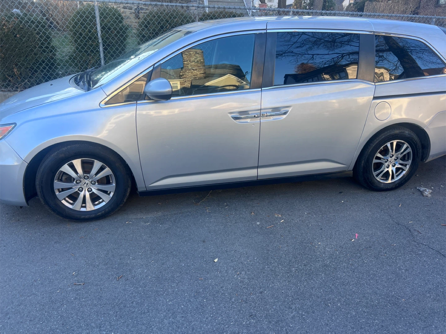 Honda Odyssey Minivan - photo 3