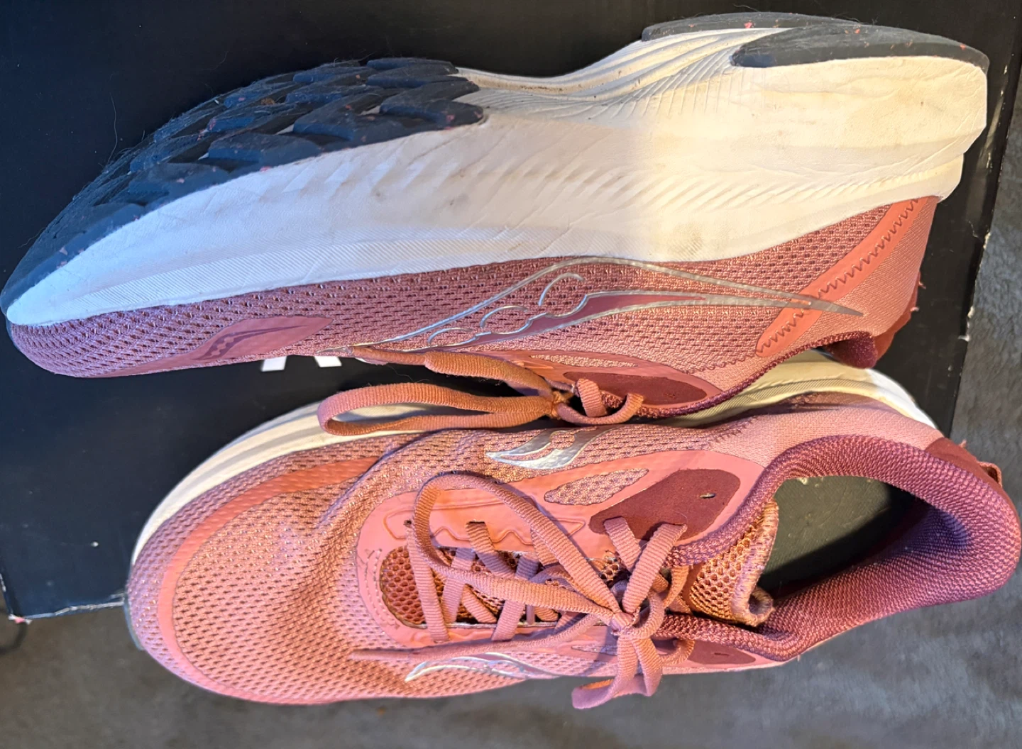 Saucony Axon 3 Women's Running Shoes - Pink - Size 10 - photo 2