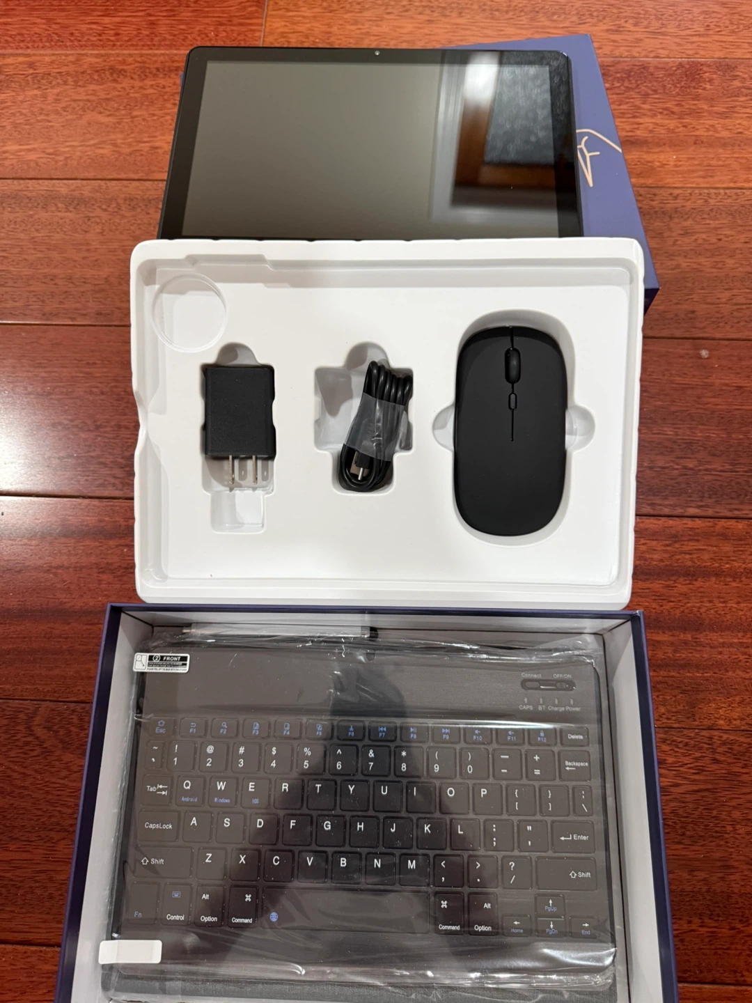 Tablet with Keyboard, Mouse, and Charger