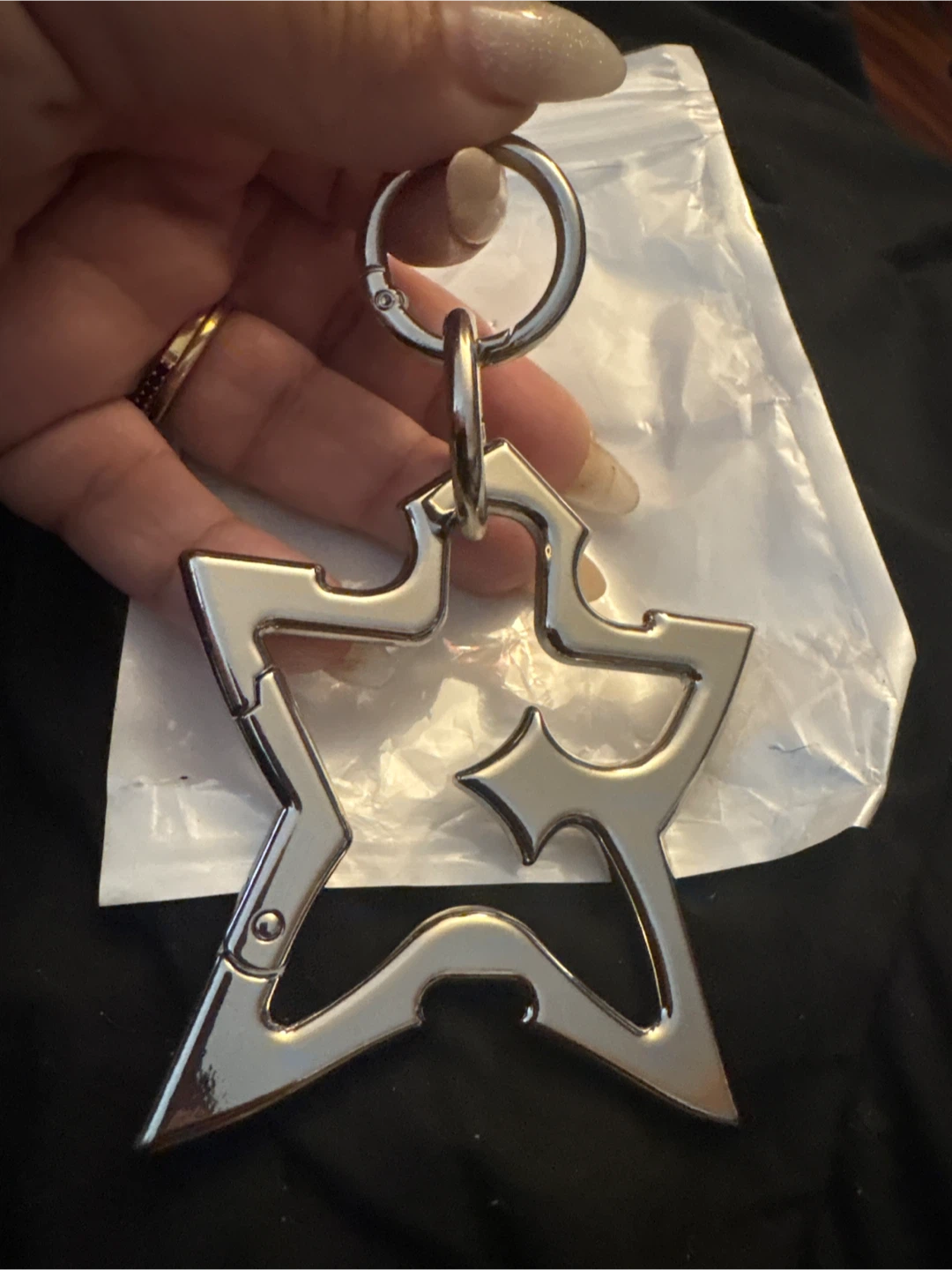 New Unique Sturdy Star Shaped Keychain Clip - photo 2
