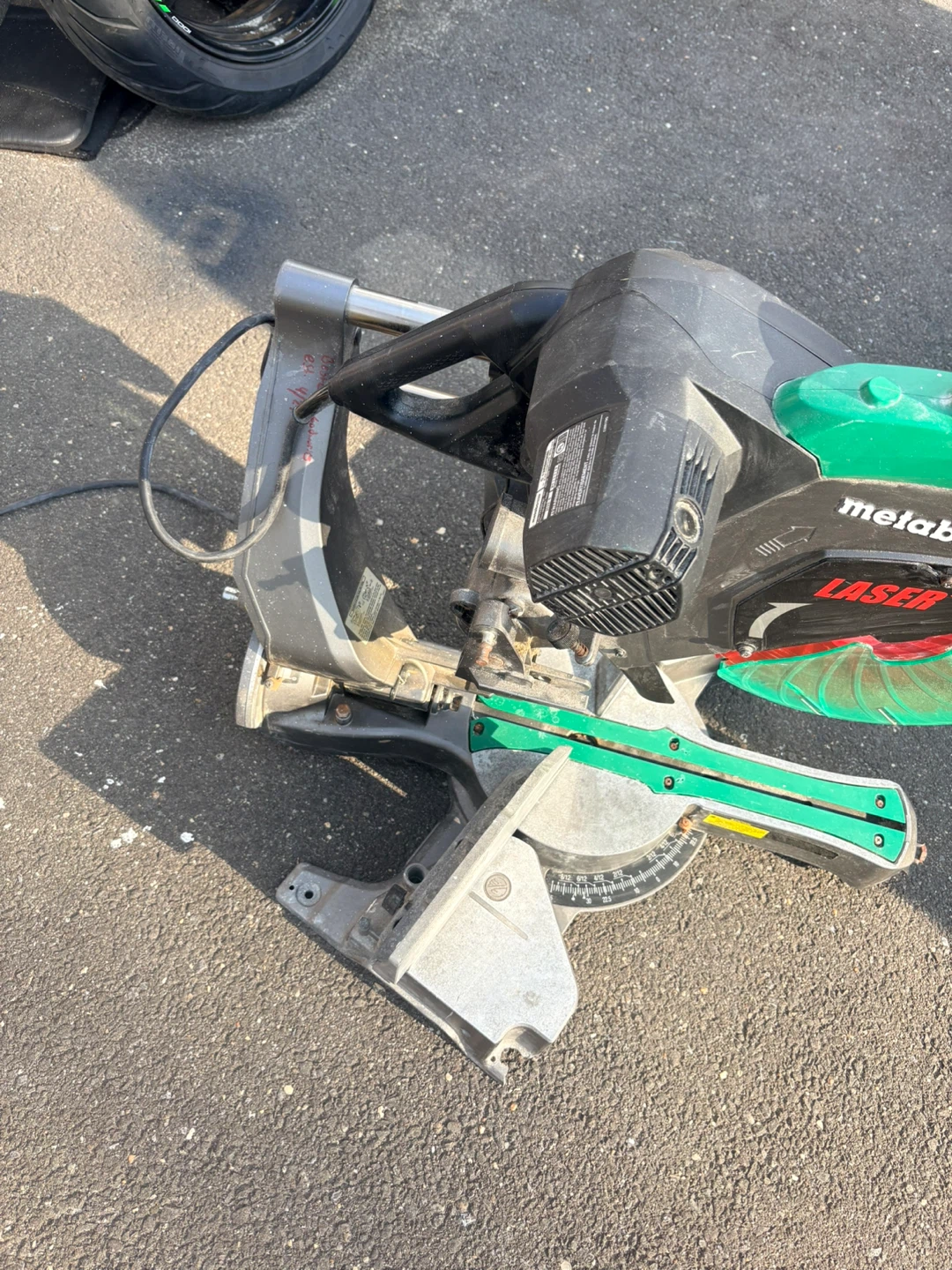 Metabo HPT 12" Compound Miter Saw C12RSH2S - photo 2