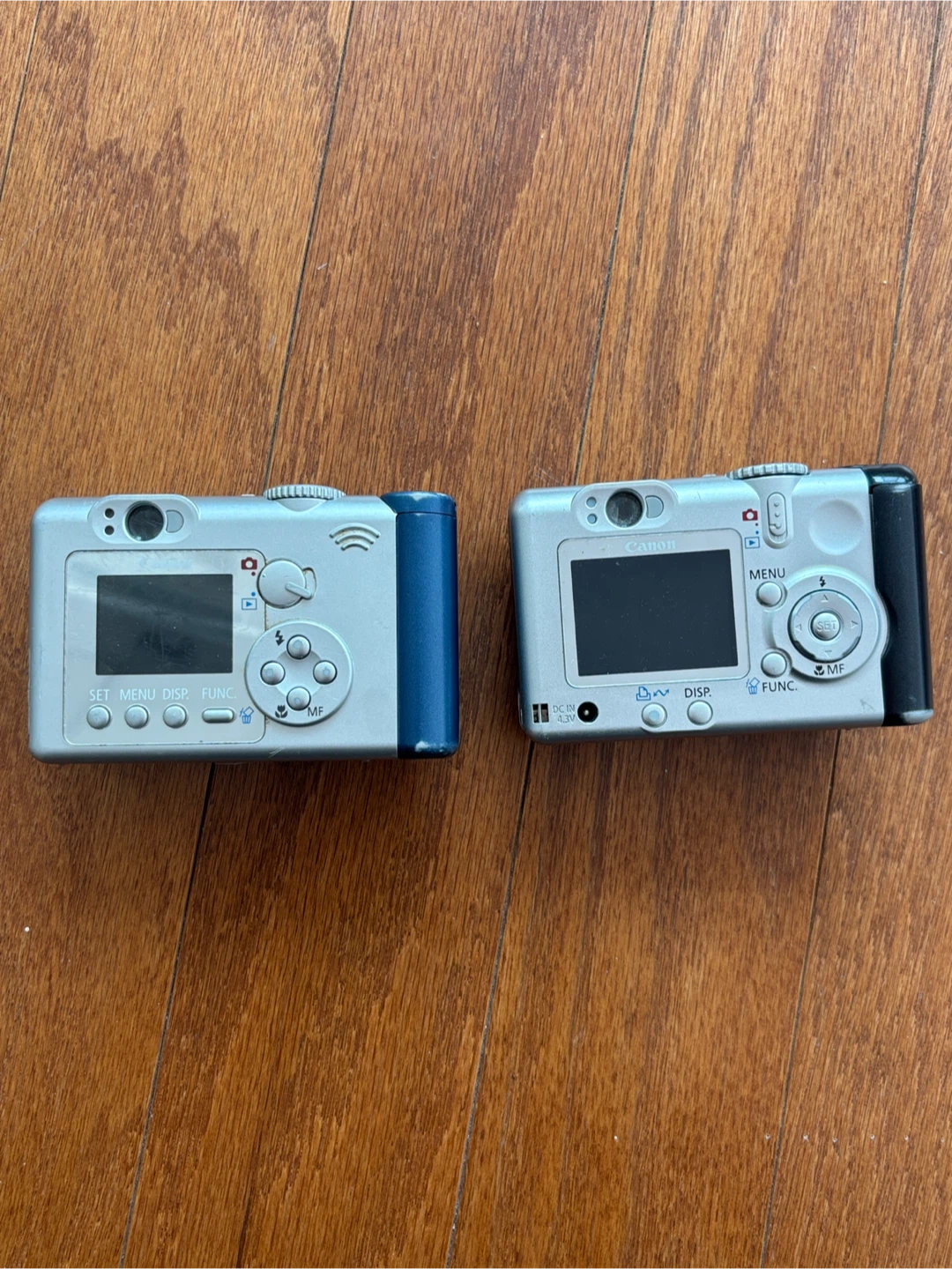 Canon PowerShot A70&A75 Digital Camera (for parts/repair) - photo 4