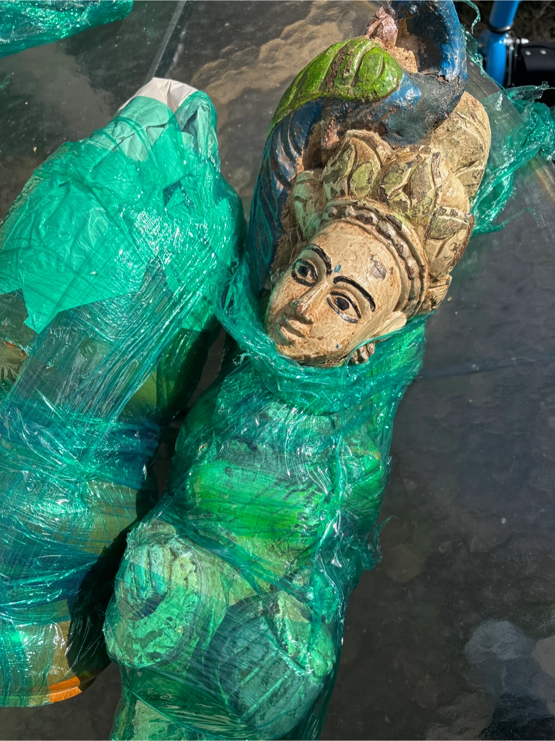 Vintage wood . Hand made. India statues as seen in pictures - photo 2