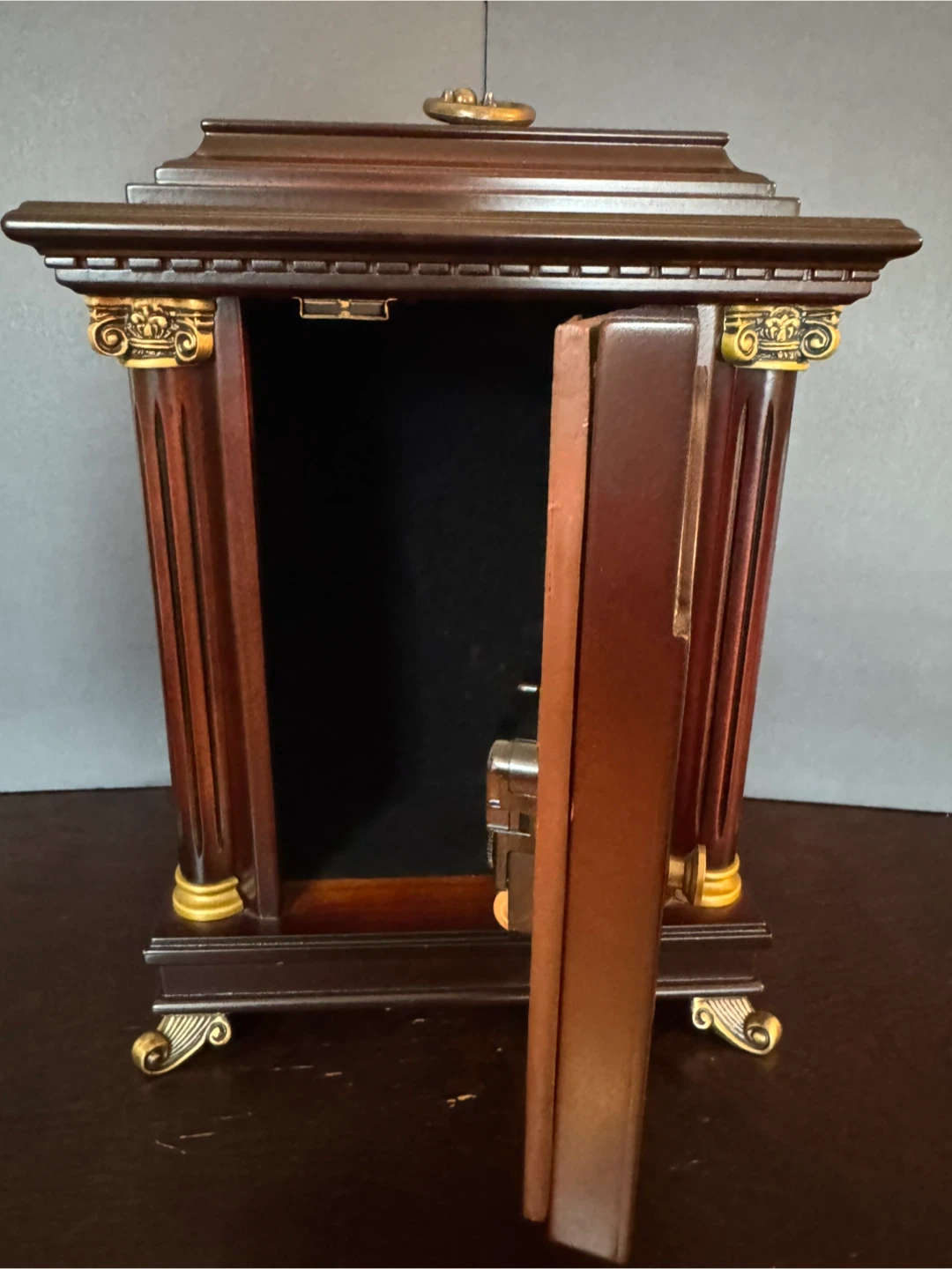 Bombay Company Wooden Mantel Clock - photo 4