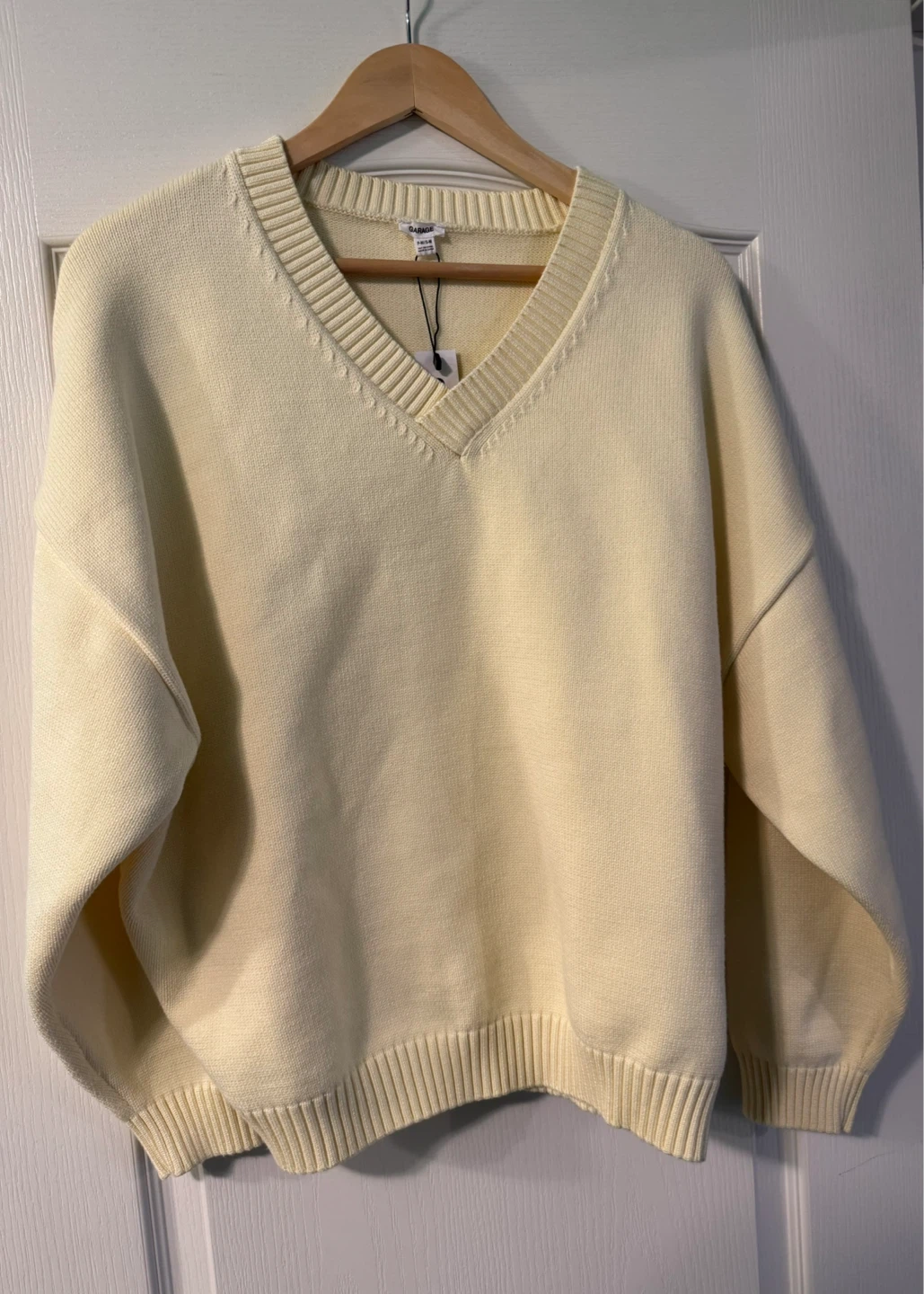 Garage V-Neck Yellow Sweater P-M/S-M