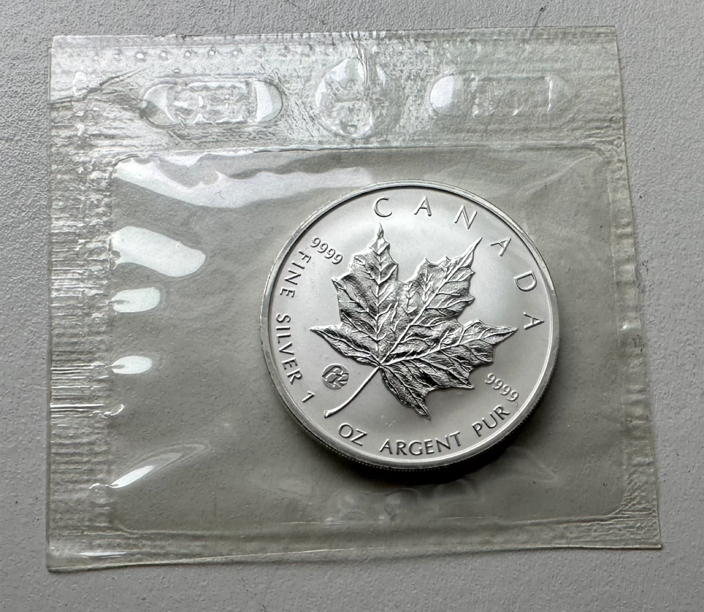 $5 2007 silver maple leaf coin