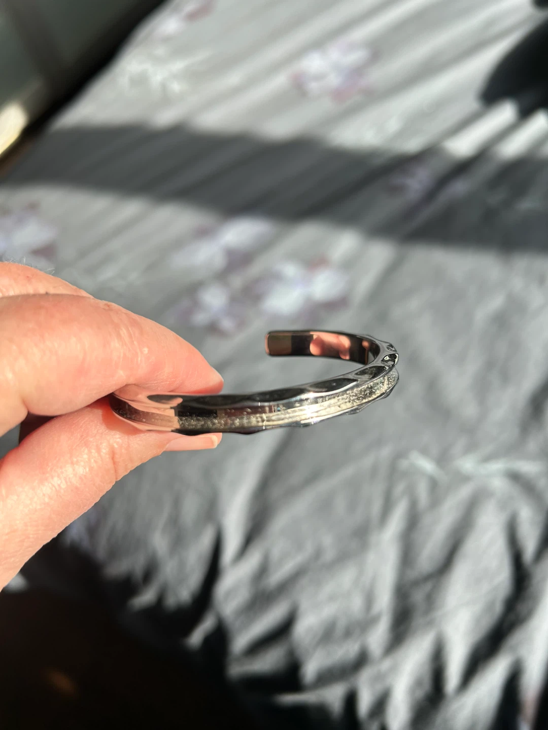 Silver Tone Cuff Bracelet - photo 3