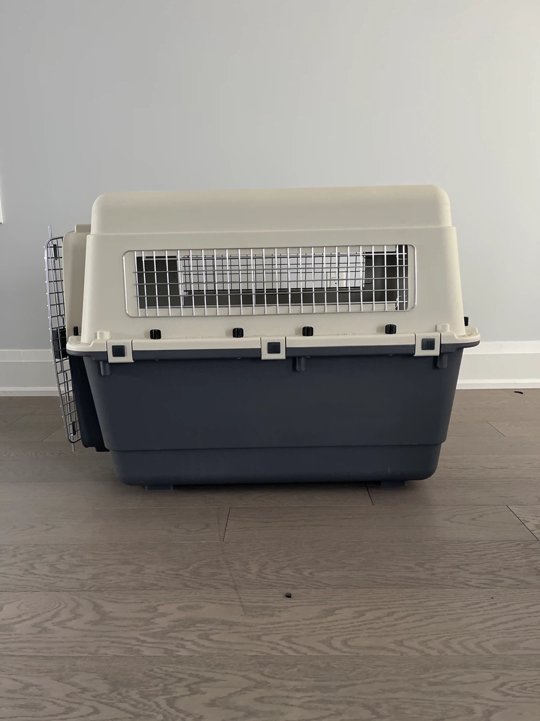 NEW Pet Carrier Essentials