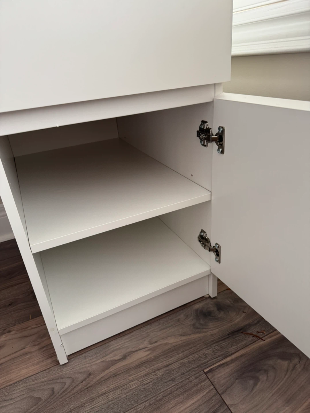 FREE- IKEA Malm Desk, white - photo 5
