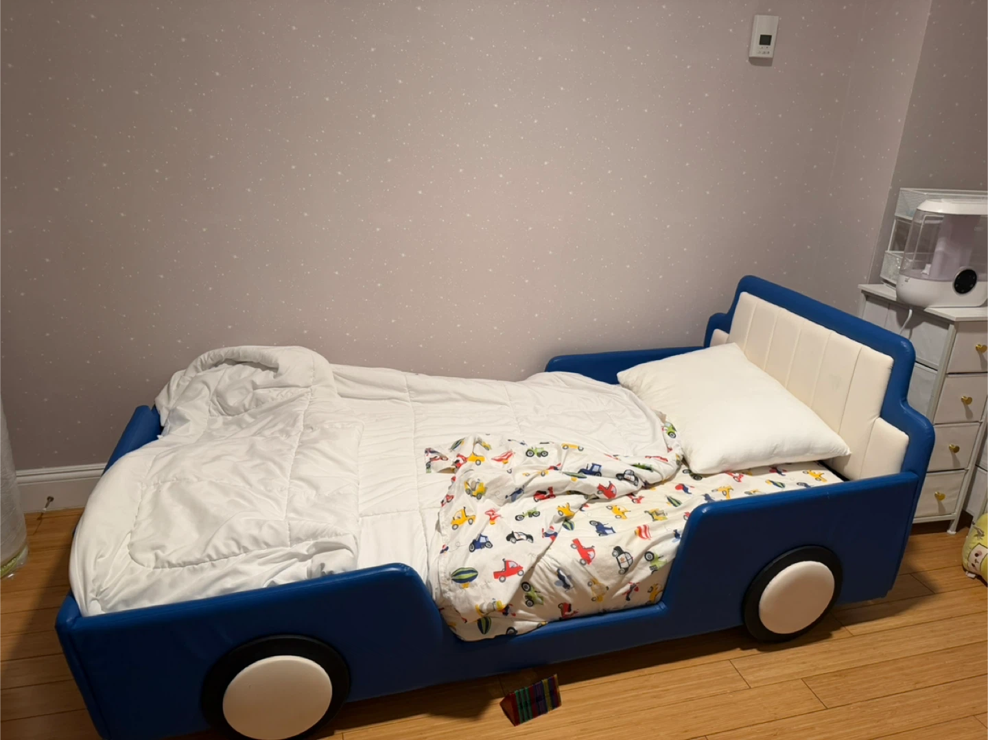 Must Sell Like New Twin Size Race Car Bed (Excludes Mattress) - photo 3
