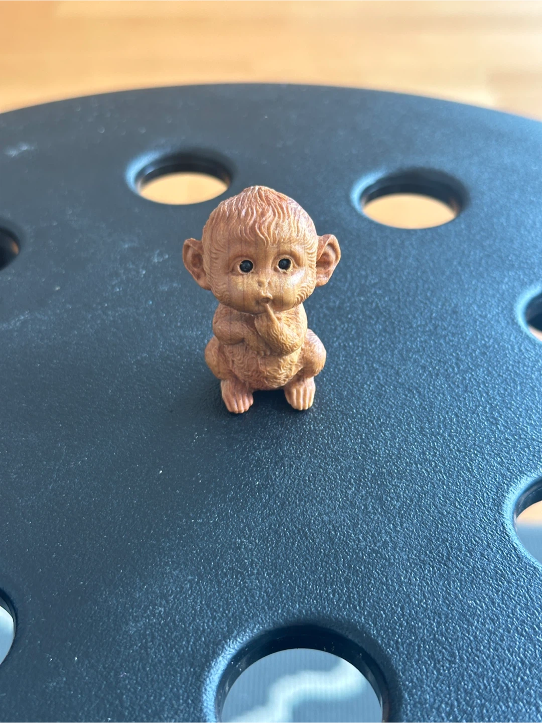Small Wooden Monkey Figurine - photo 2