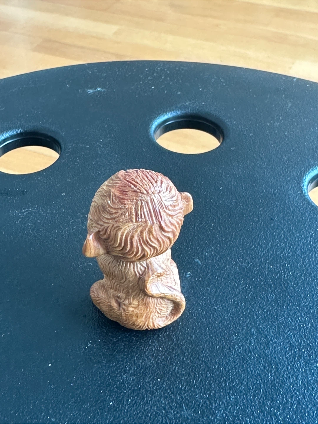 Small Wooden Monkey Figurine - photo 3