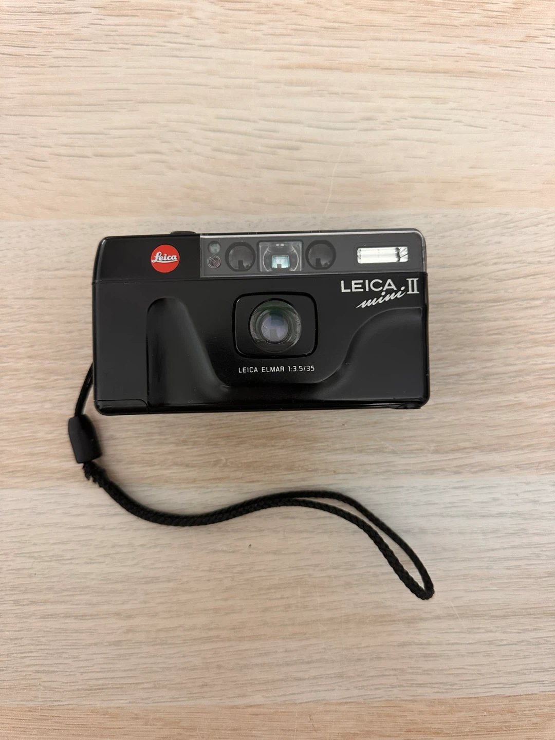 Leica II Mini Point and Shoot 35mm Film Camera - photo 3