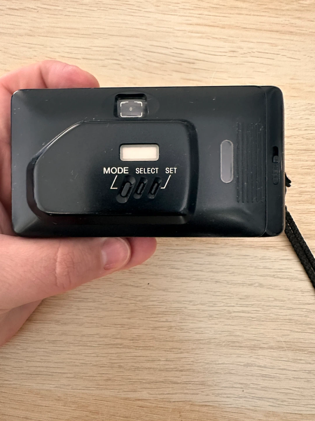 Leica II Mini Point and Shoot 35mm Film Camera - photo 4