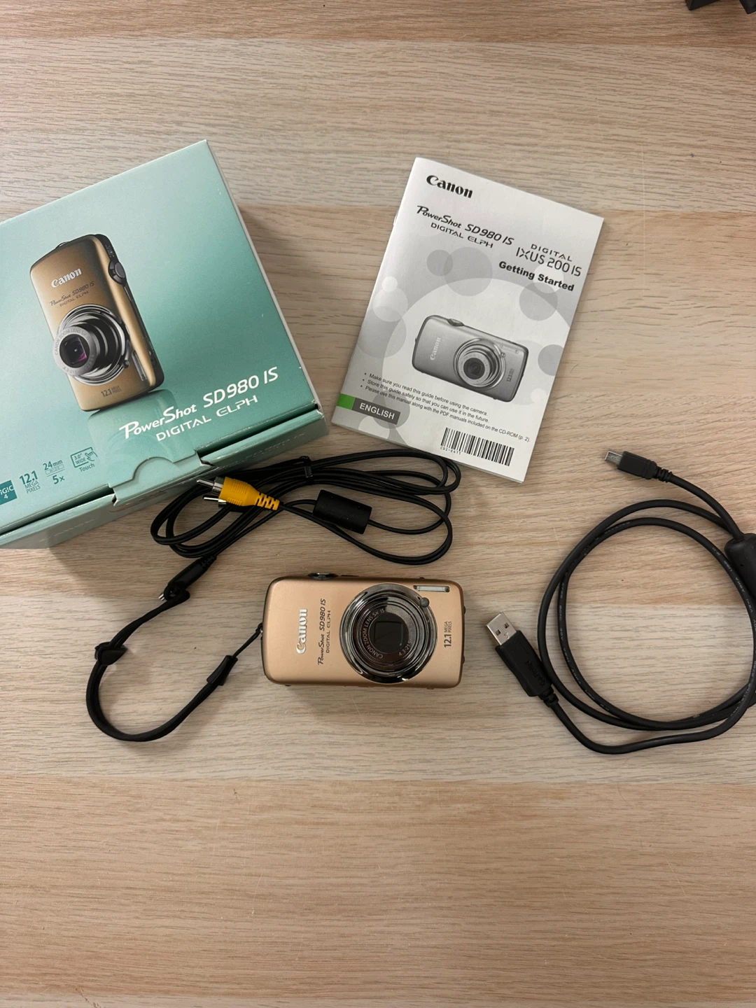 Canon PowerShot SD980 IS Digital Camera (Gold)