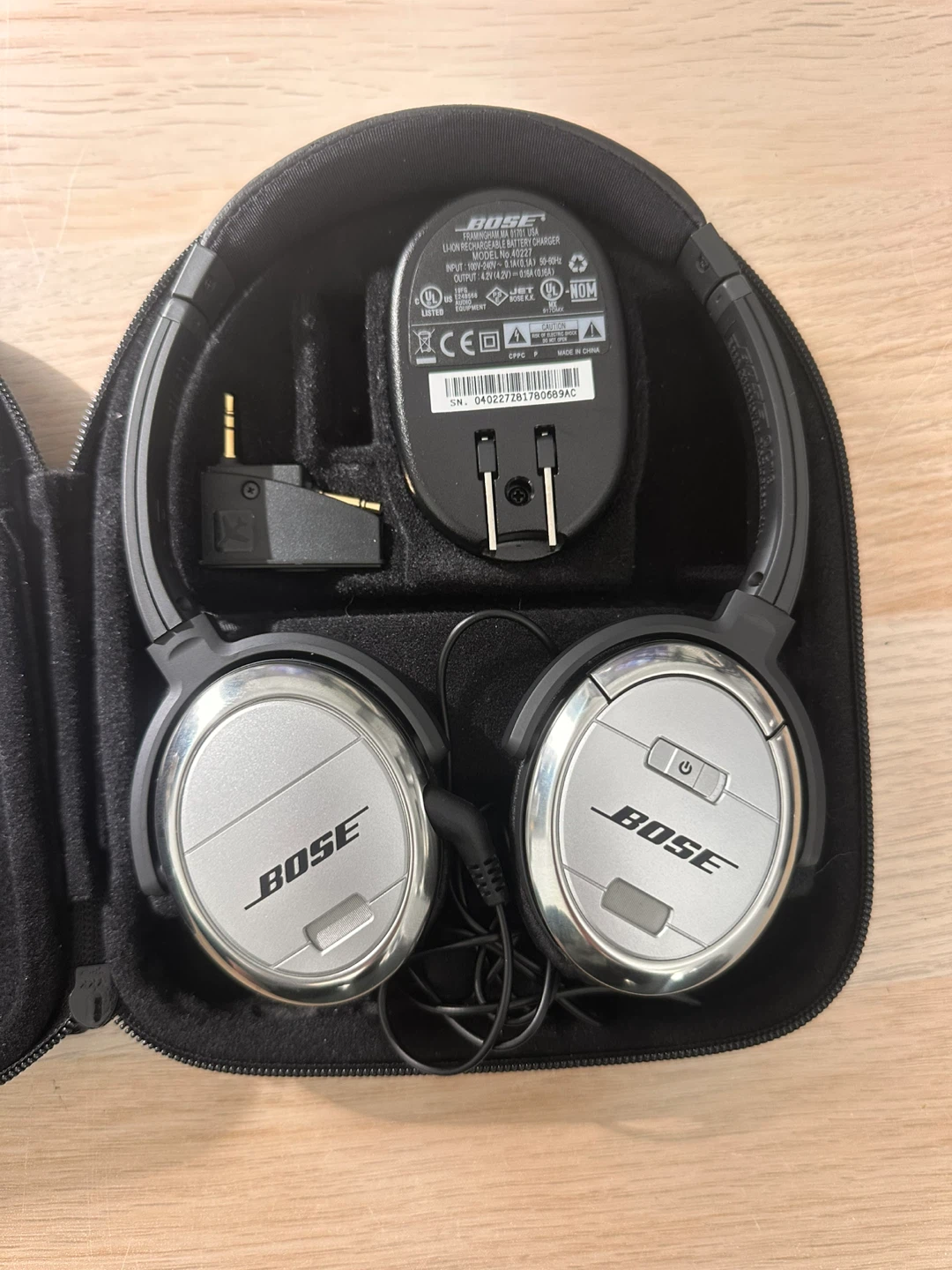 Bose QuietComfort 3 Acoustic Noise Cancelling Headphones