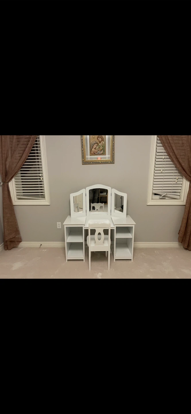 White Vanity Table and Chair Set with Triple Mirror
