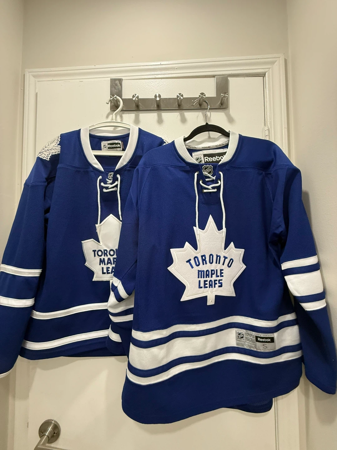 Reebok NHL Toronto Maple Leafs Hockey Jersey