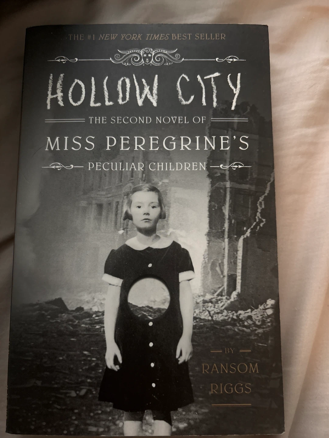 Hollow City by Ransom Riggs paperback