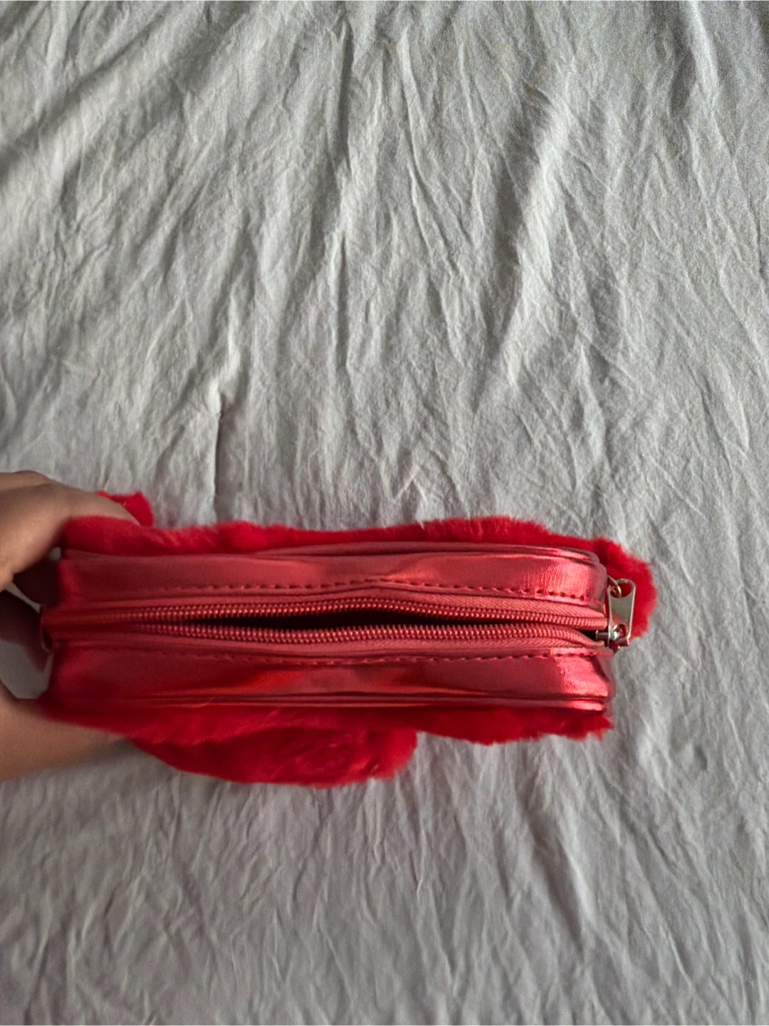 Red Faux Fur Heart Shaped Mini Purse - photo 3
