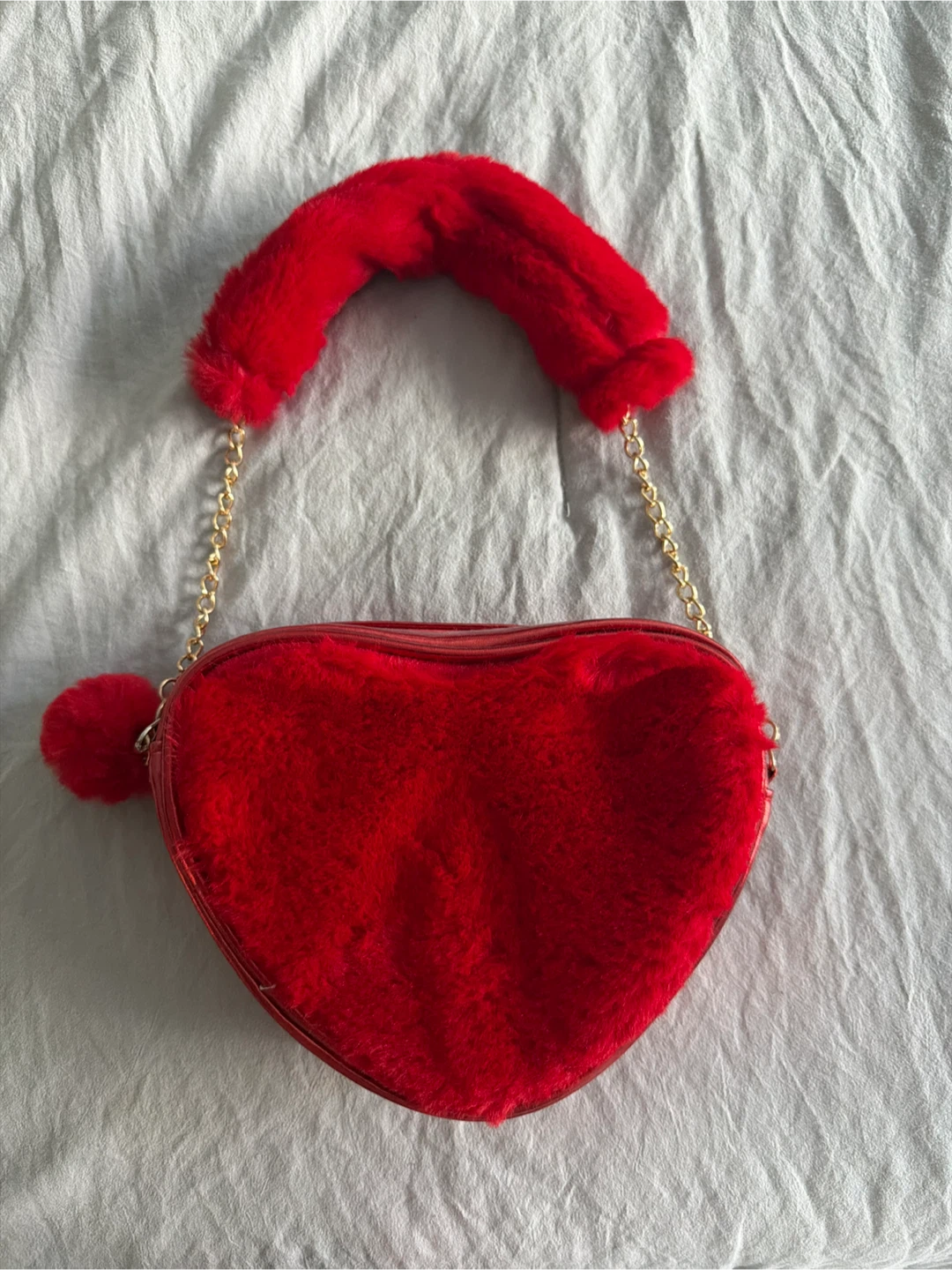 Red Faux Fur Heart Shaped Mini Purse - photo 2