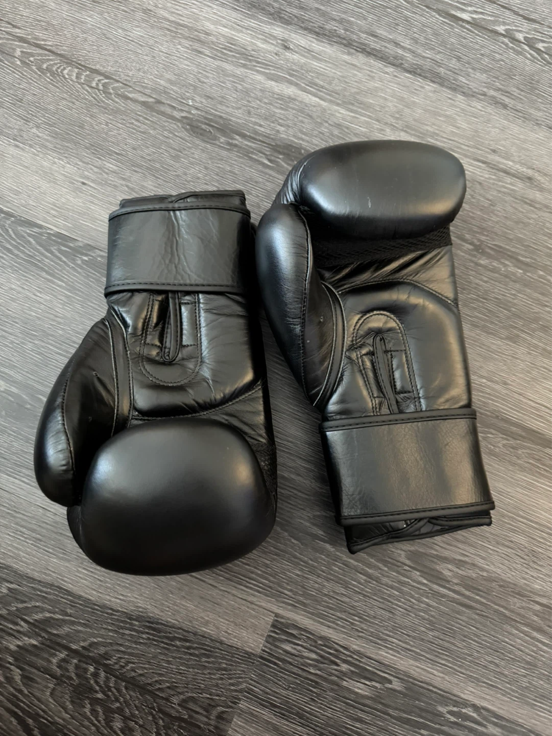 Boxing Gloves - Black - photo 2