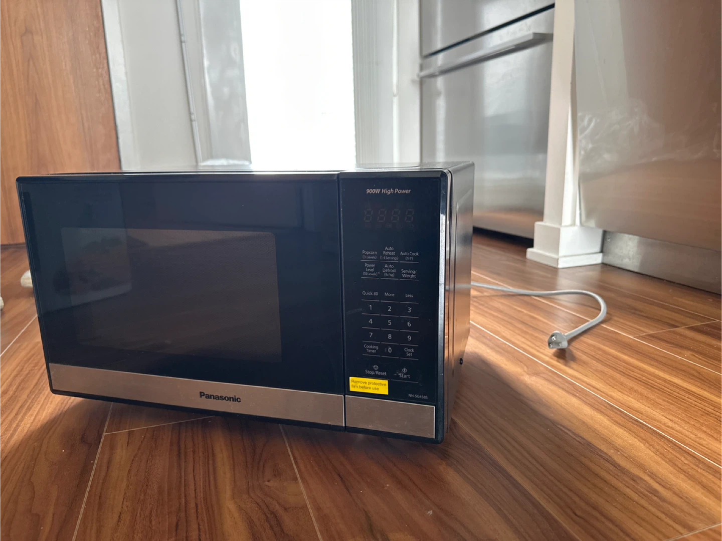 Panasonic NN-SG458S Microwave Oven 900W