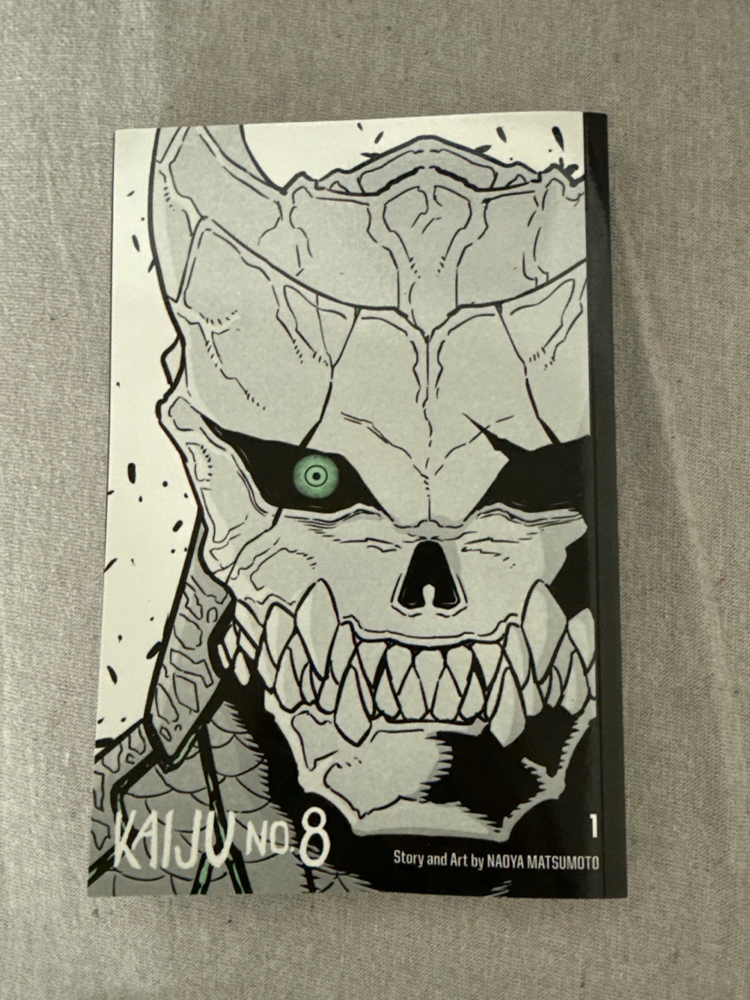 Kaiju No. 8 Volume 1 Manga