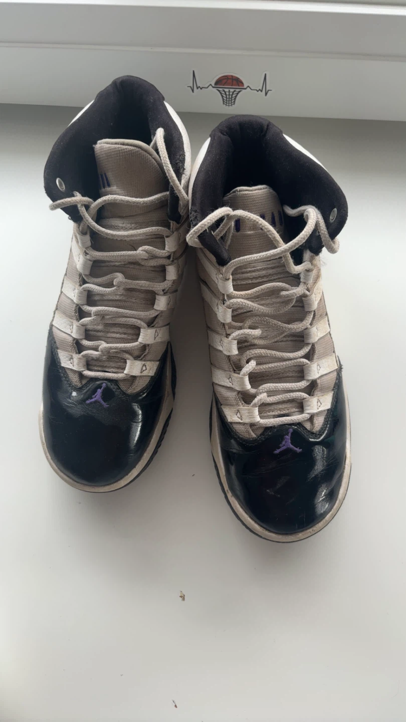 Air Jordan XI (11) Men's Basketball Shoes - photo 2
