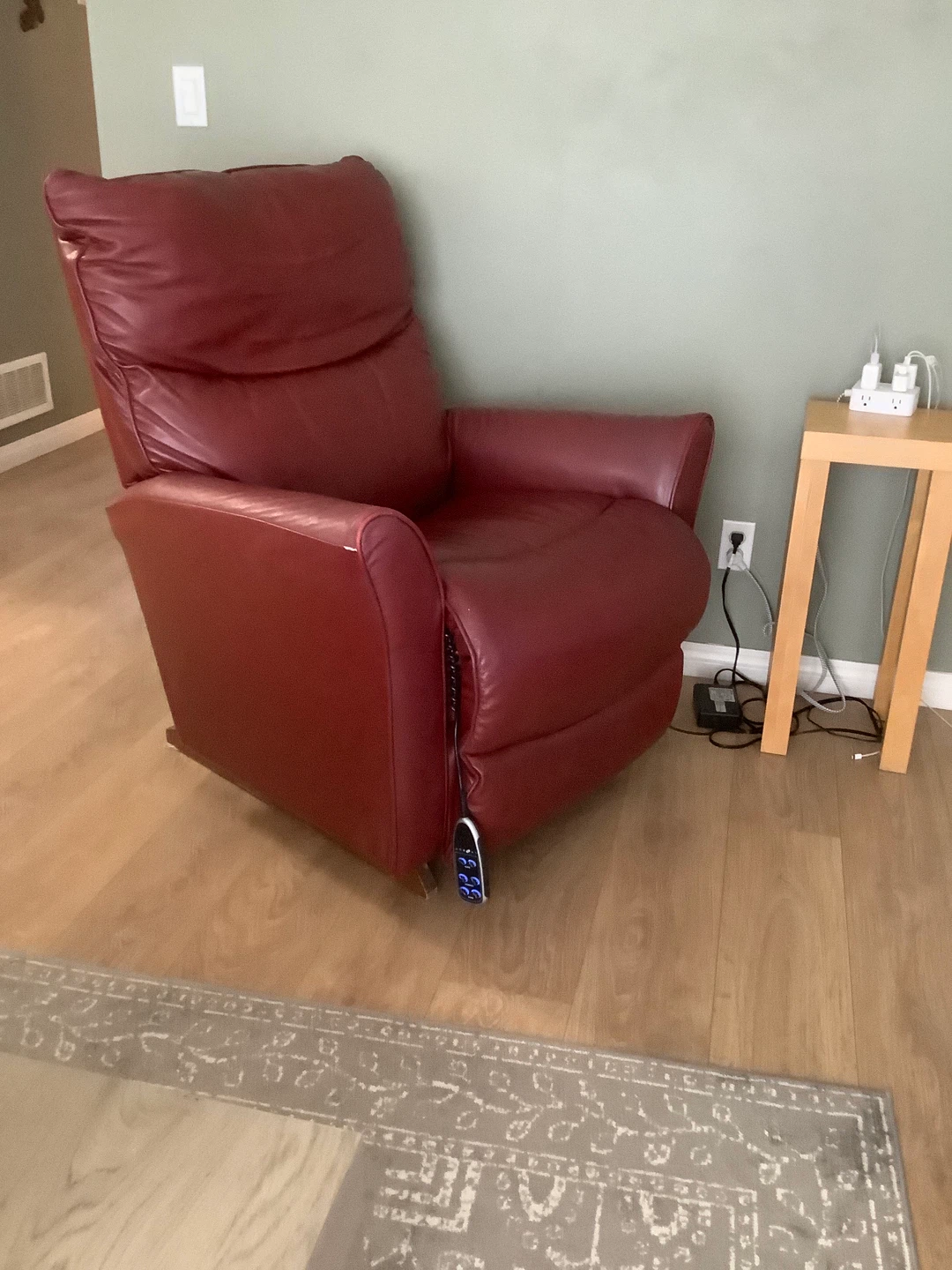 Red Leather Lift Recliner
