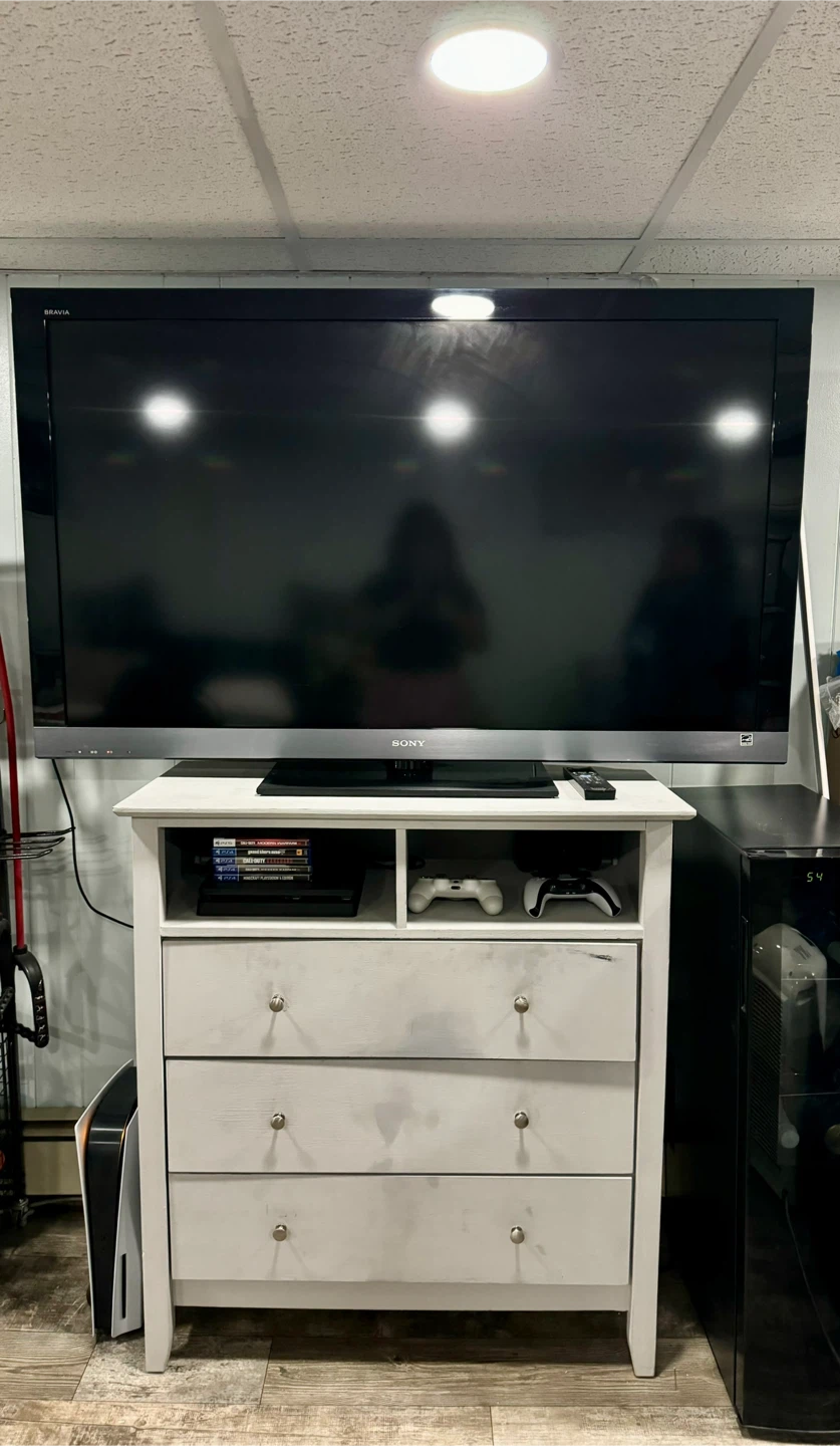 2010 Sony BRAVIA EX Series LCD TV- 55 in. - photo 2