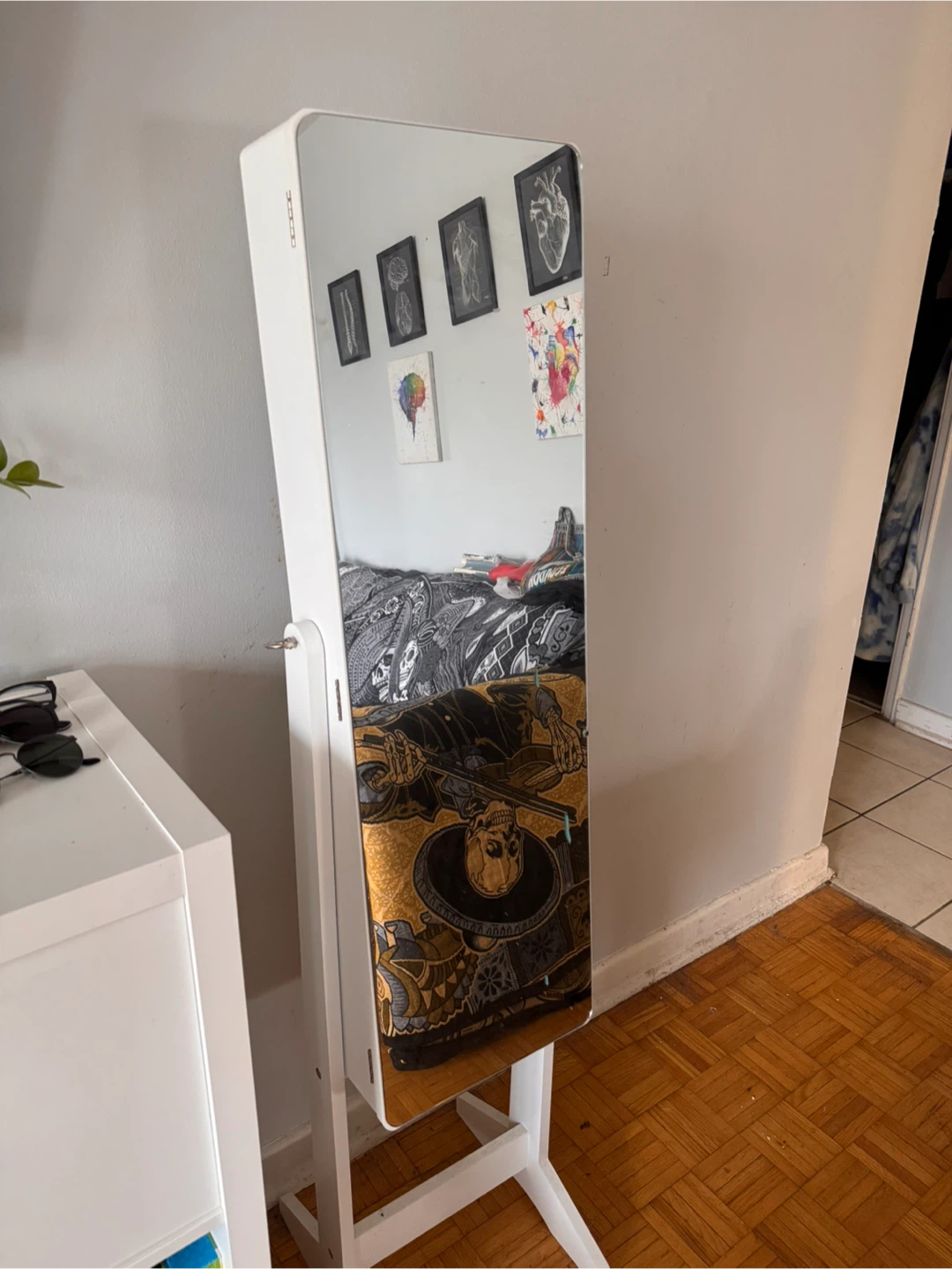 Homecom Standing Jewelry Armoire with Mirror