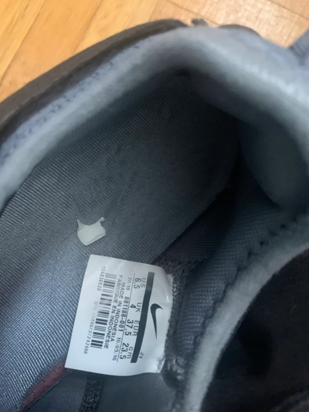 Nike Women's Running Shoes Black/Grey Size 6.5 - photo 2