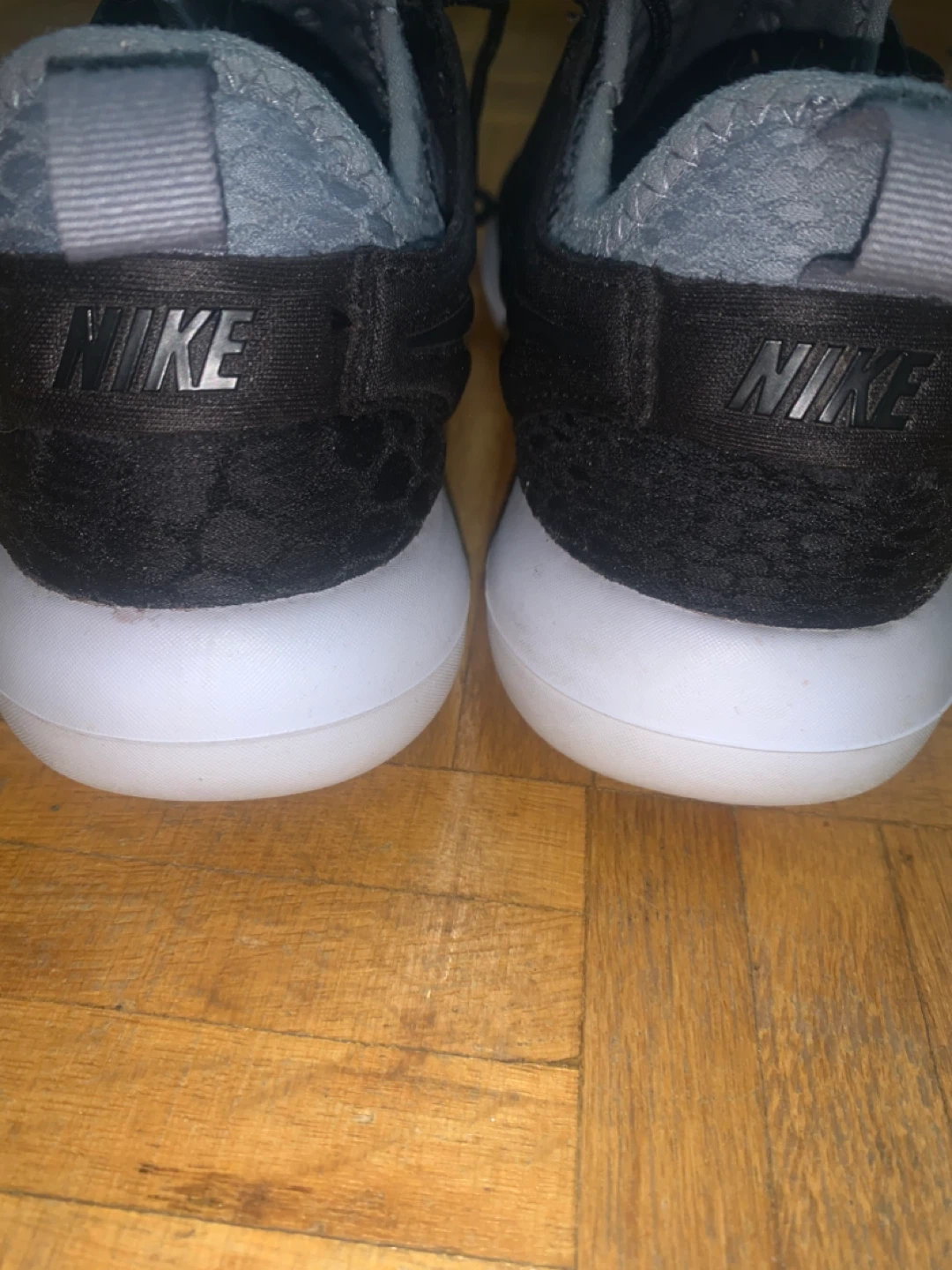 Nike Women's Running Shoes Black/Grey Size 6.5 - photo 4