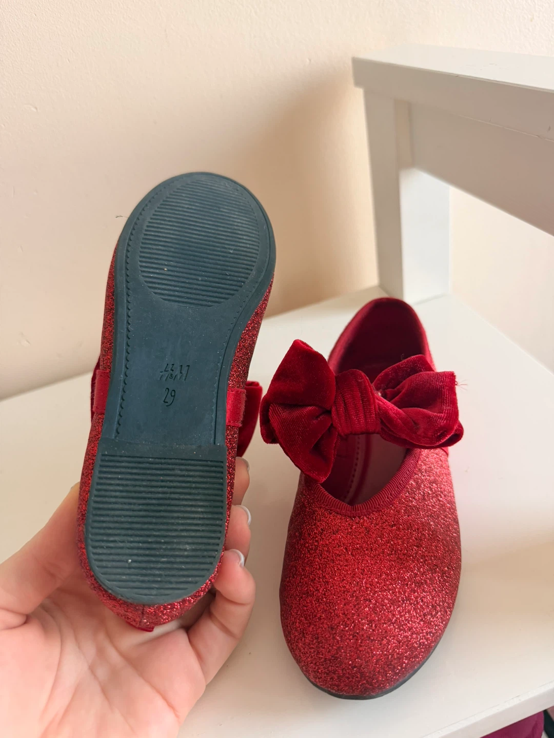Geox Pink Star Winter Boots & H&M Red Glitter Shoes - Size 25/29 - photo 4