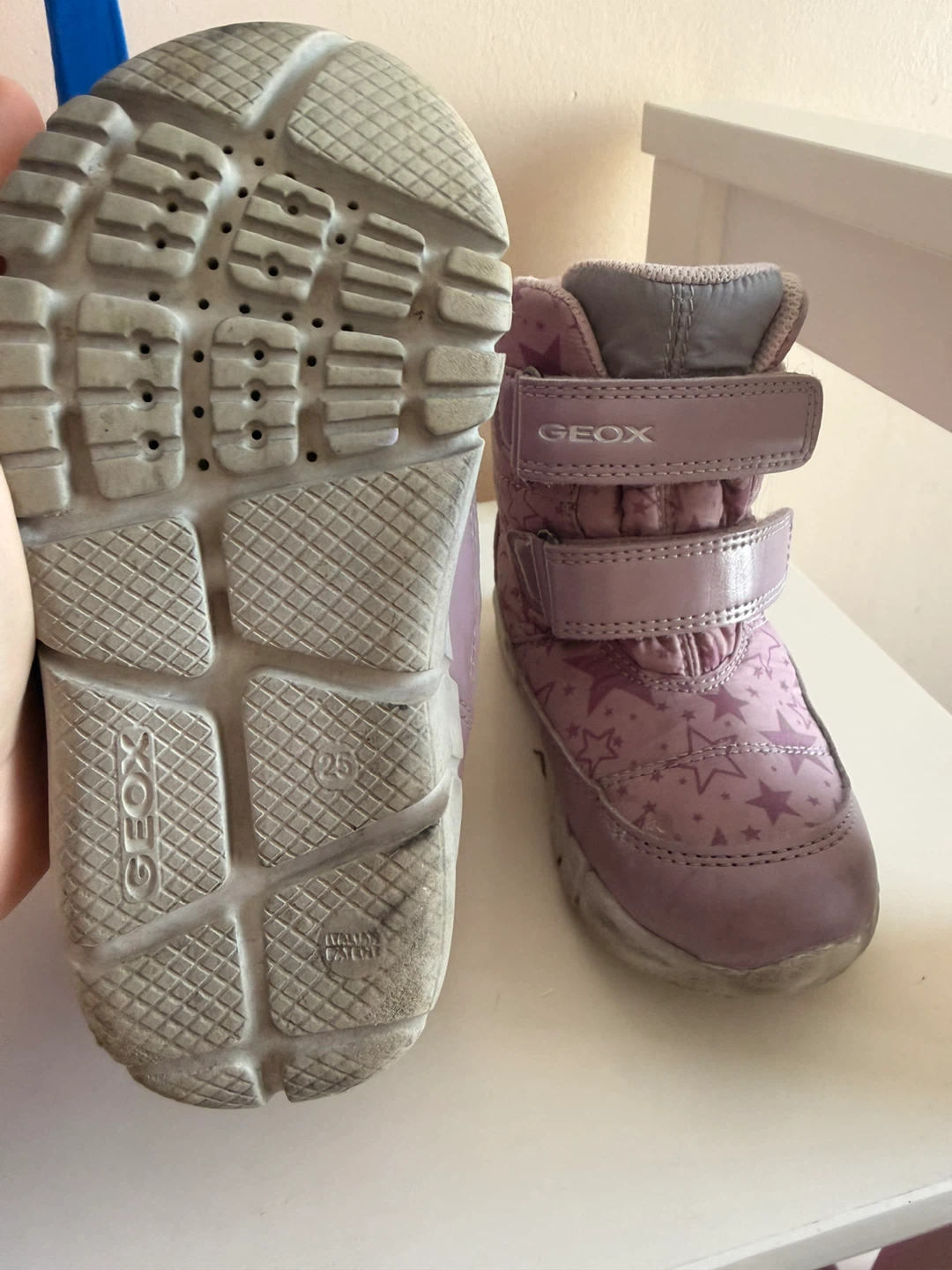 Geox Pink Star Winter Boots & H&M Red Glitter Shoes - Size 25/29 - photo 2
