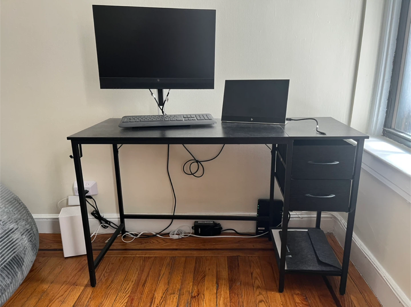 Amazon Desk