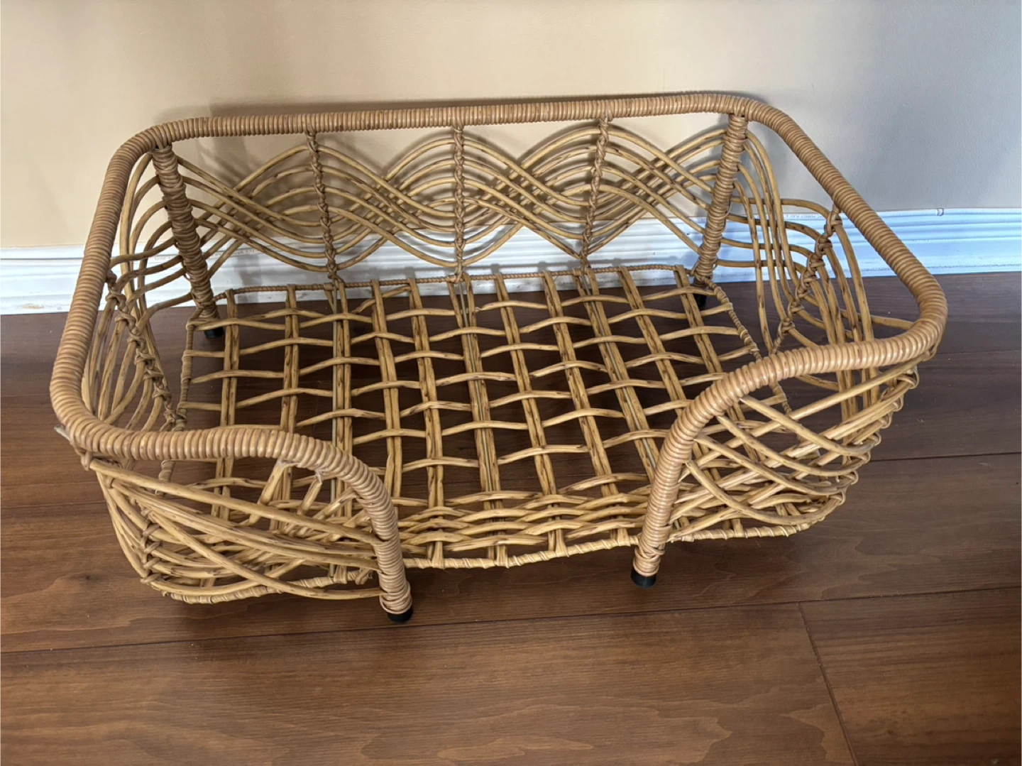 Woven  Wicket Pet Bed with Cushion - photo 3