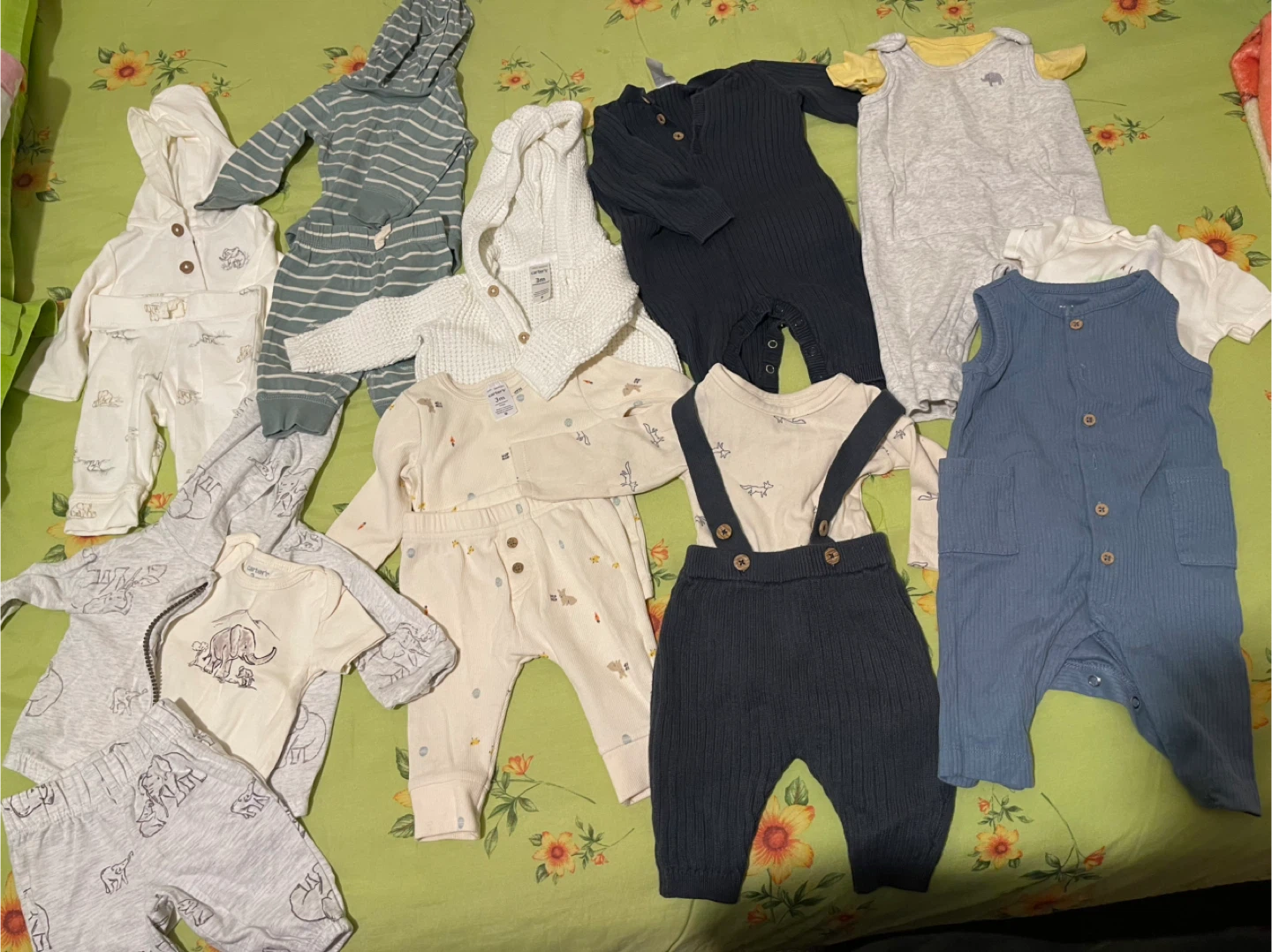 Baby Clothes Bundle - Carter's, 16 pieces
