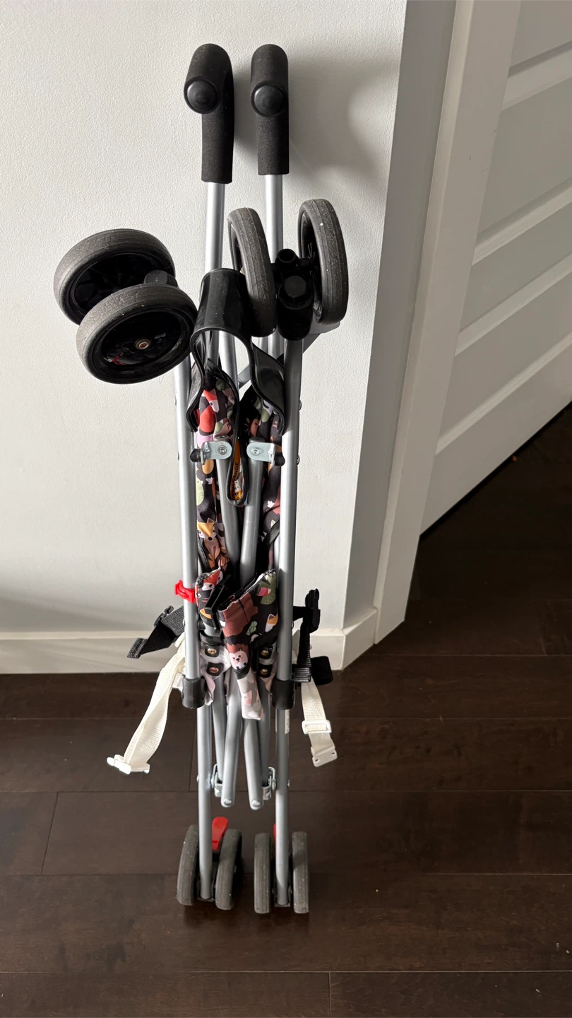 Lightweight Stroller with Animal Print Seat - photo 4