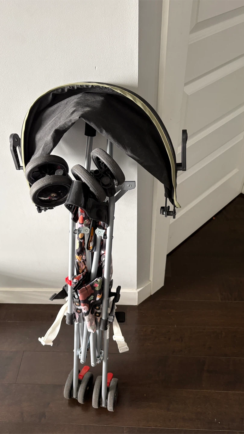 Lightweight Stroller with Animal Print Seat - photo 3