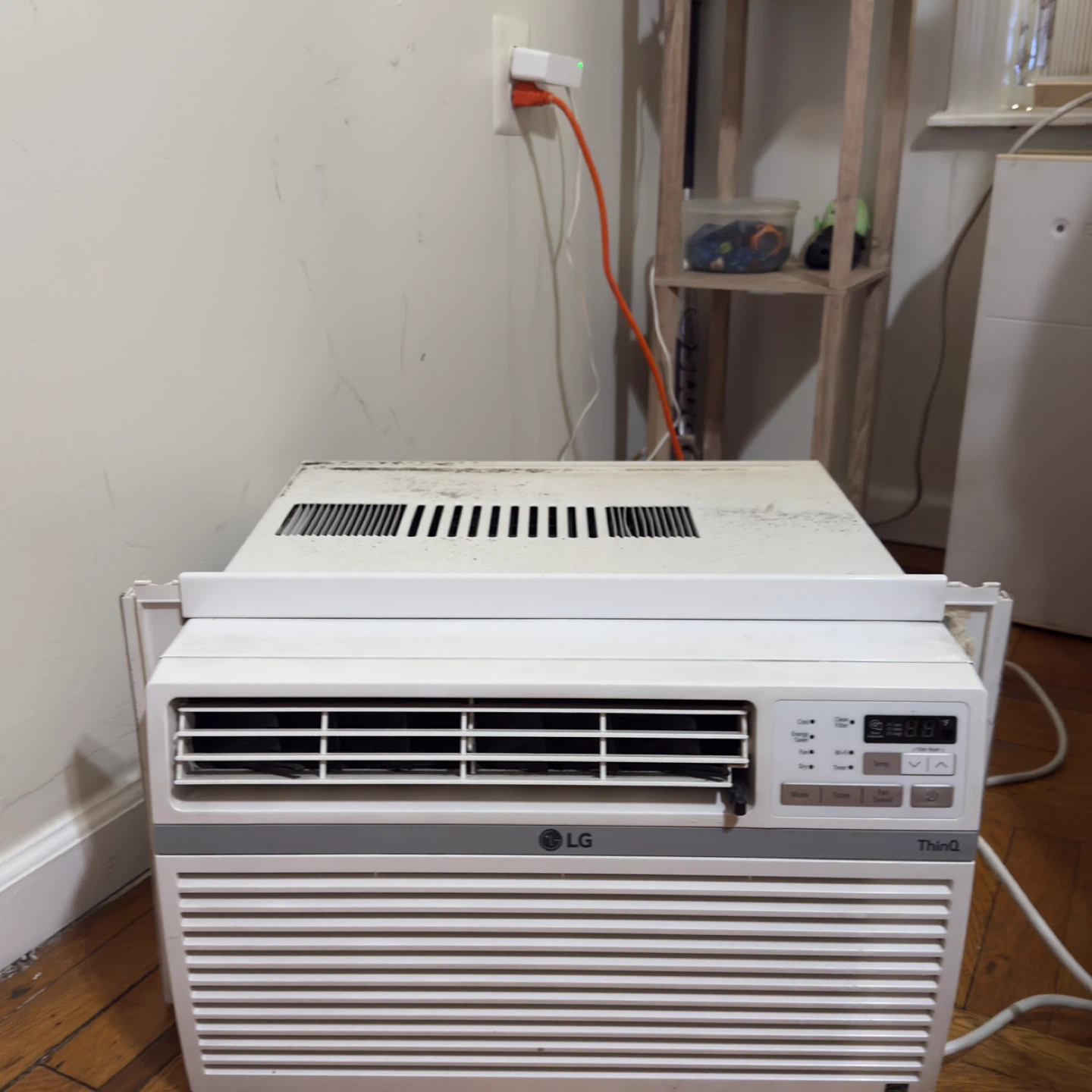 LG ThinQ Window Air Conditioner - photo 2