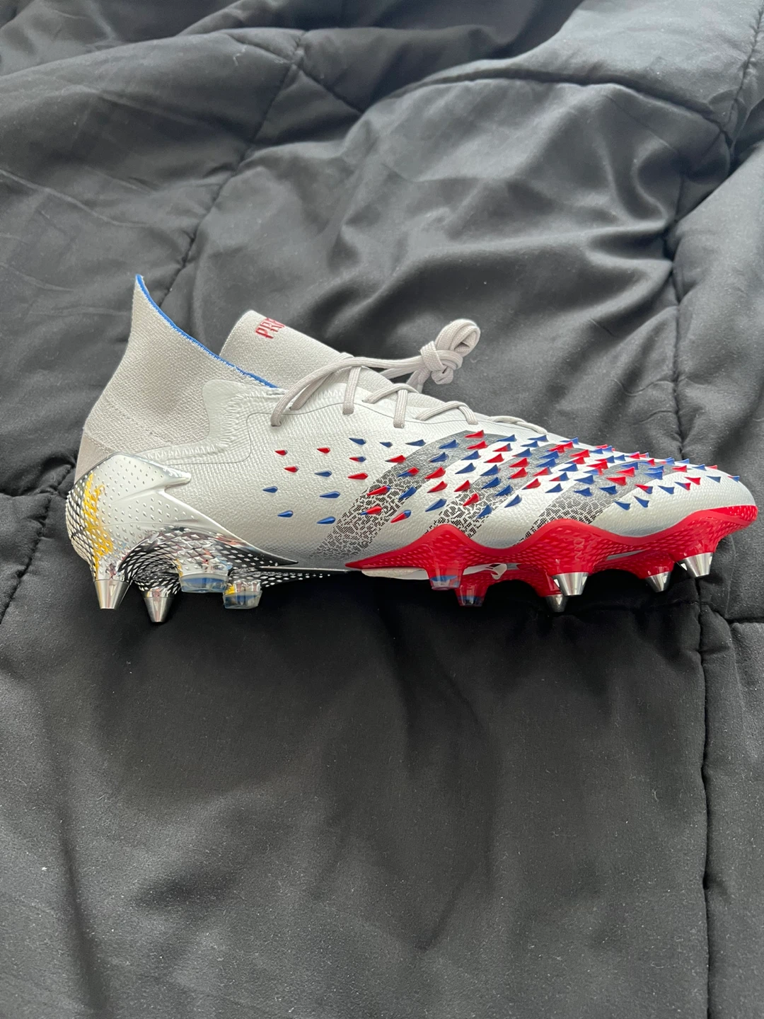Adidas Predator Freak .1 FG Soccer Cleats - photo 4