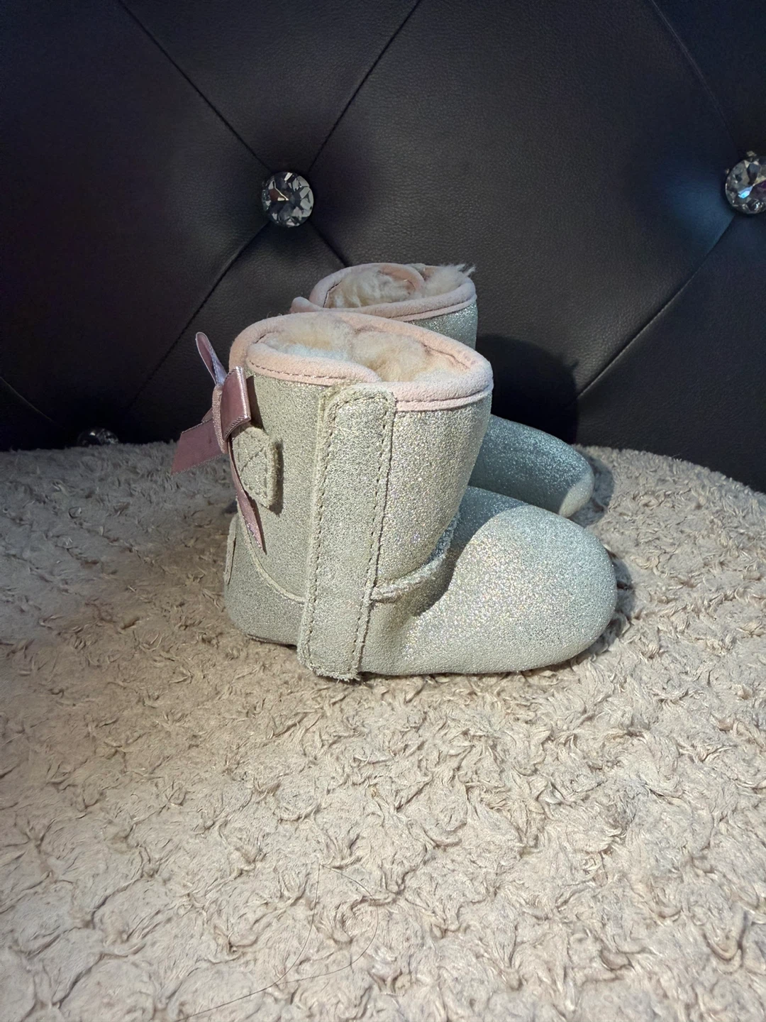 UGG Baby Boots Glitter Pink Bows - photo 2