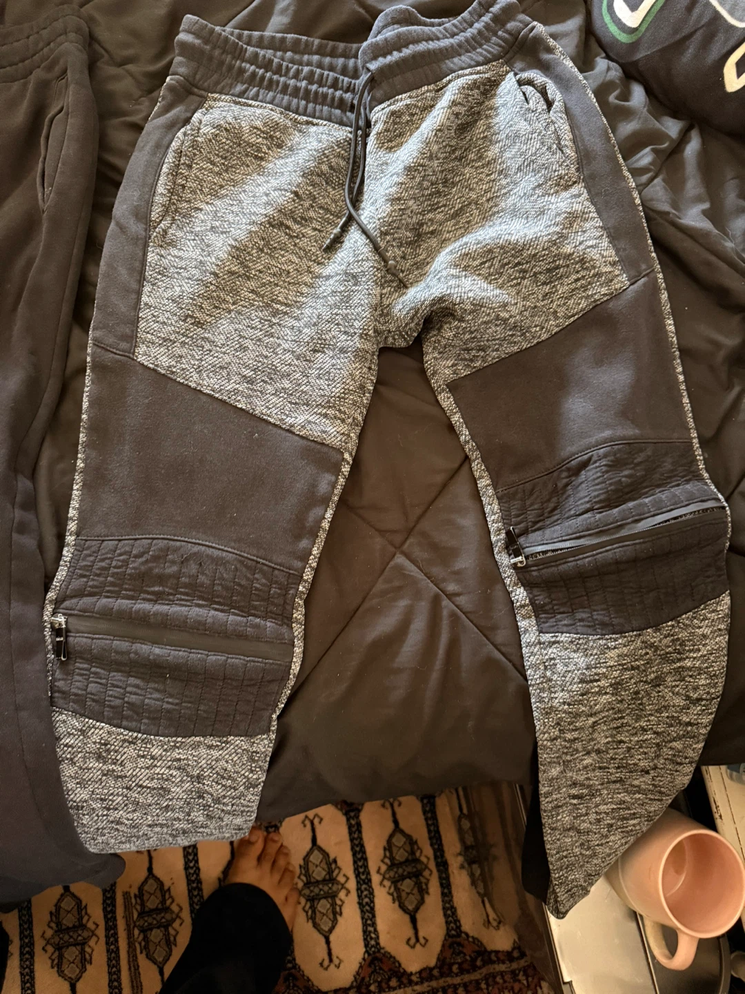 3 jogger pants - photo 4