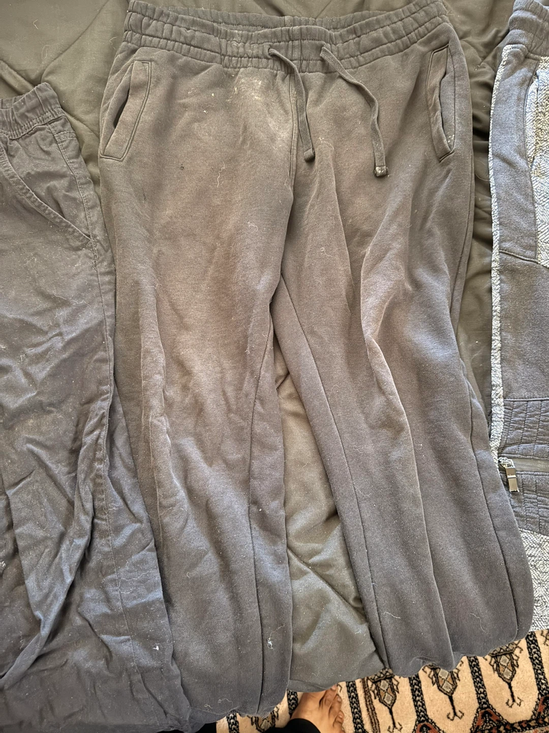 3 jogger pants - photo 3