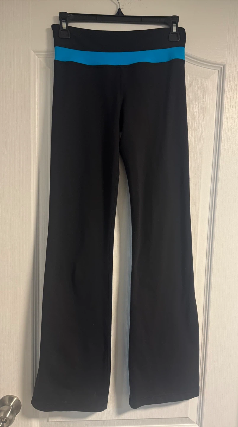 Lululemon Athletica Black Flare Yoga Pants Size 4