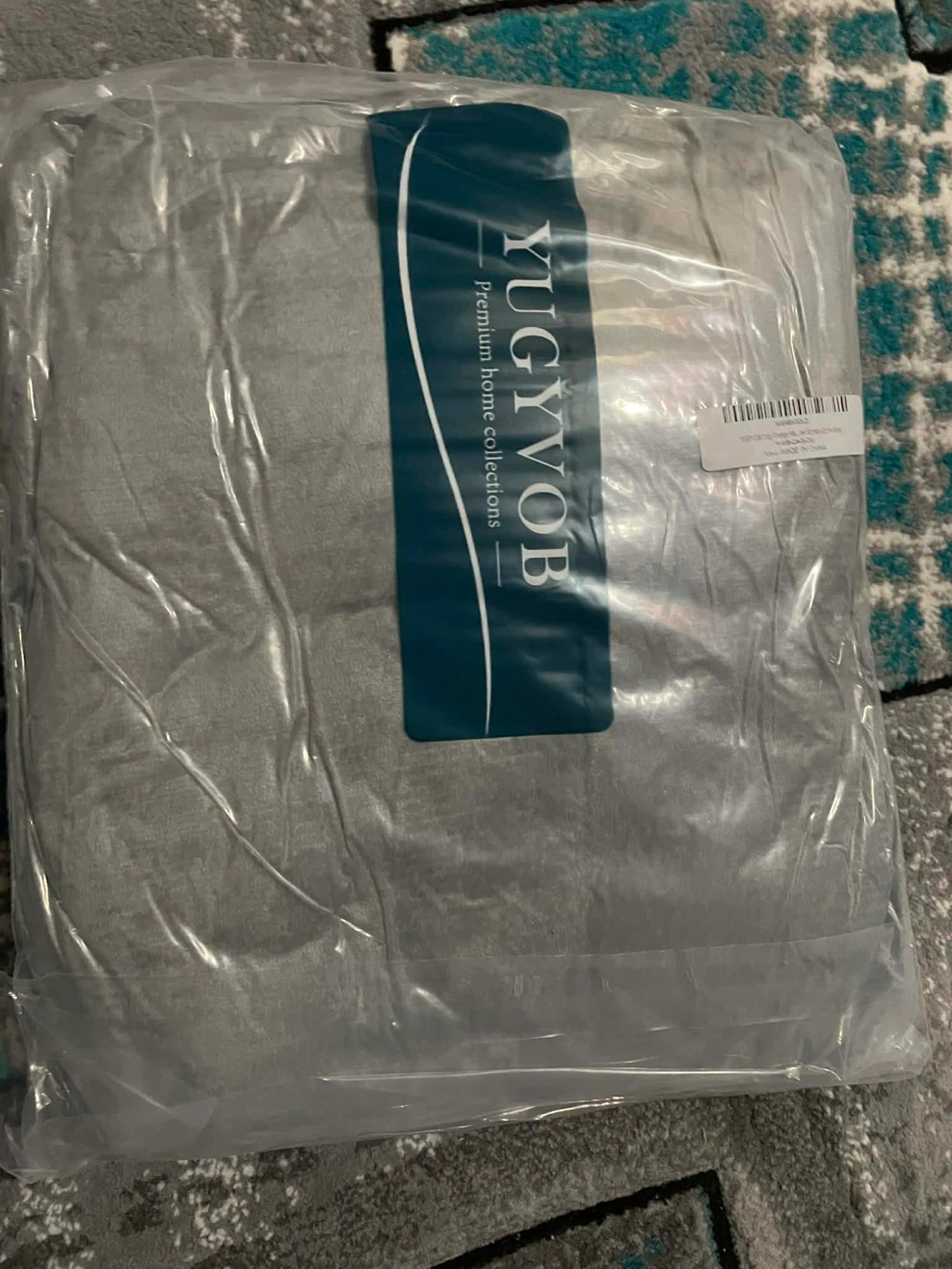 YUGYVOB Wearable Blanket Hoodie - Grey